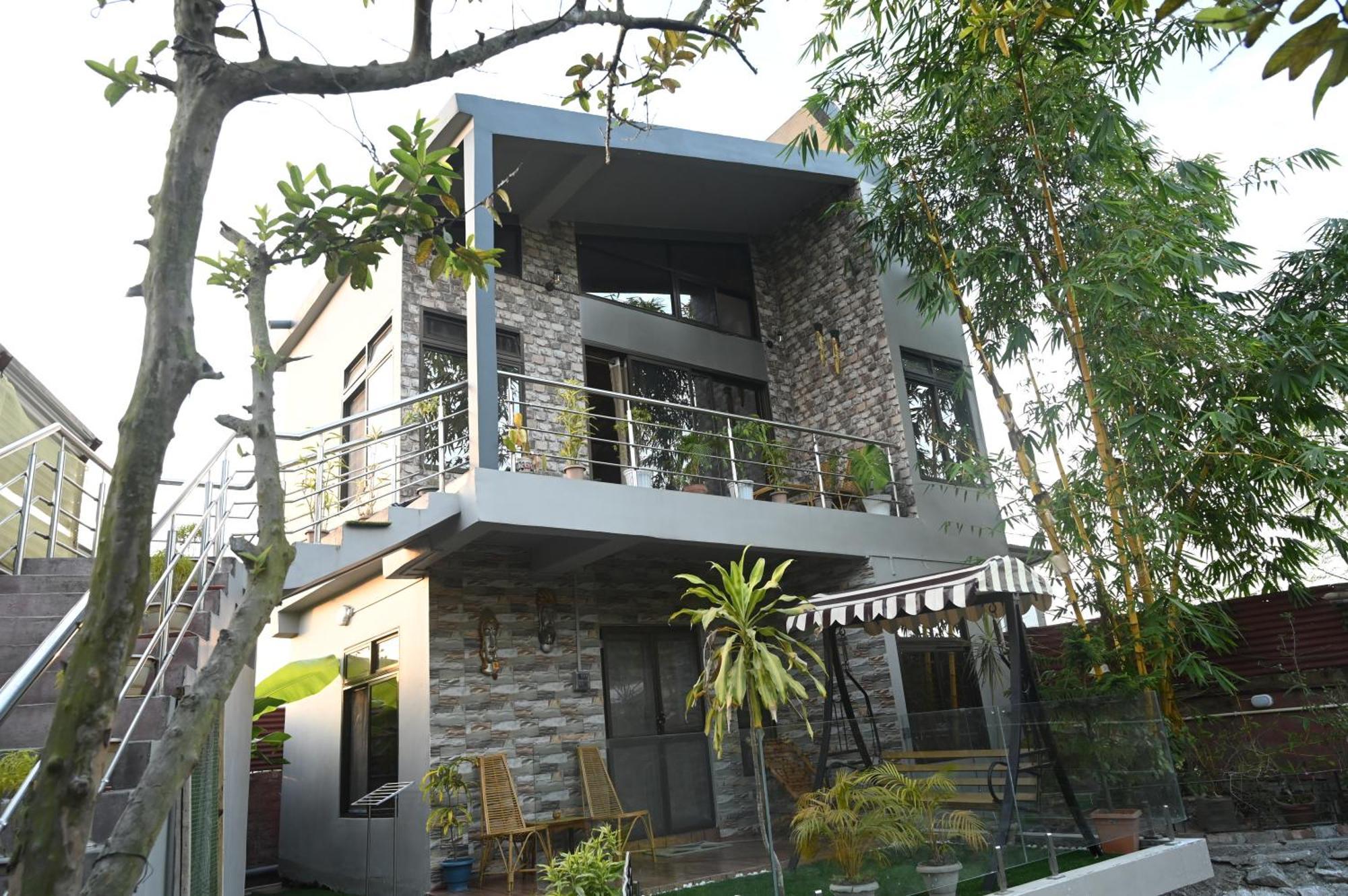 לינה וארוחת בוקר גווהטי The Cabin By The Bayou מראה חיצוני תמונה