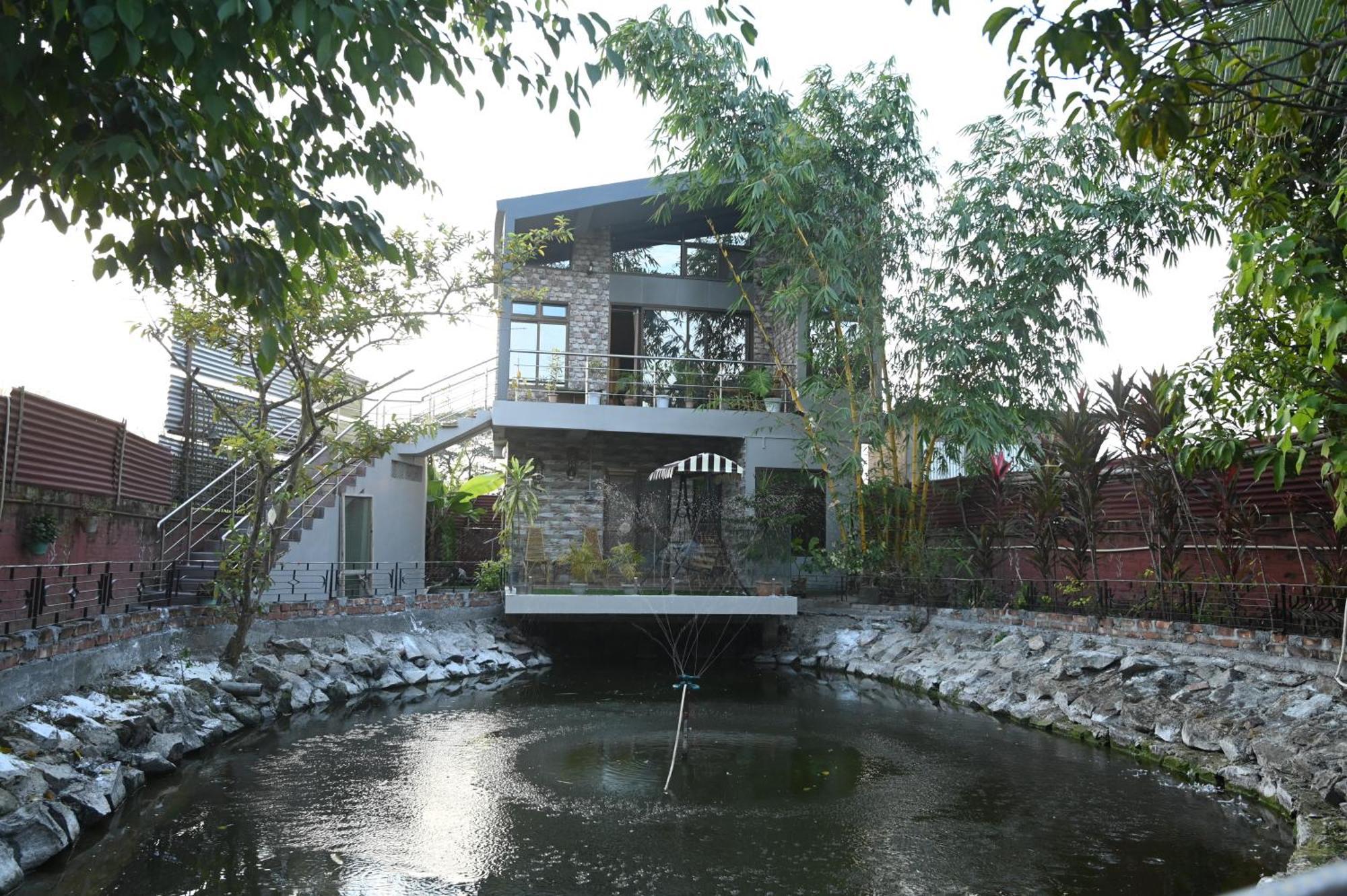 לינה וארוחת בוקר גווהטי The Cabin By The Bayou מראה חיצוני תמונה